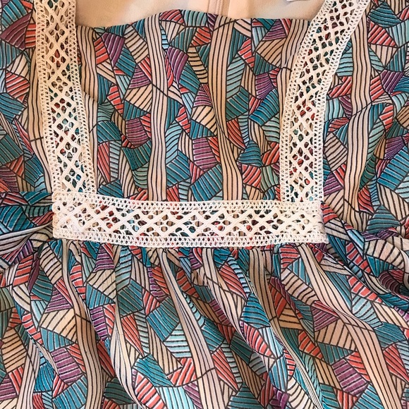 Dress, Jovovich Hawk Flirty Bell-sleeves - Picture 5 of 7